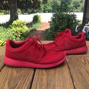 Roshe run red